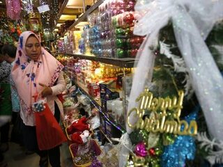 'Geen kerstmuts te zien', winkeliers Jakarta bang voor acties radicale moslims