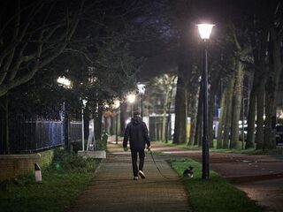 Avondklok en één persoon thuis ontvangen: Welke boete kun je verwachten bij een overtreding?