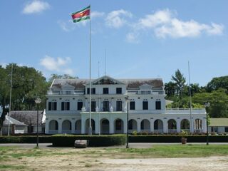 'Suriname heeft een failed government'