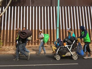 'Karavaan' van migranten niet gehinderd door asieldecreet Trump