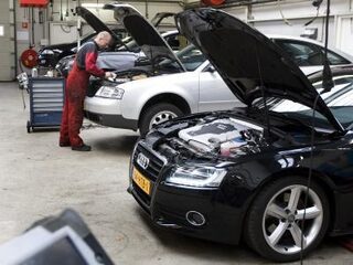Onderzoekers breken via internet in op auto