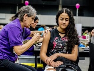 'Er moet veel meer voorlichting komen: vaccinatie is niet gevaarlijk'