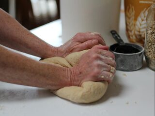 Zo maak je eenvoudig zelf een lekker brood