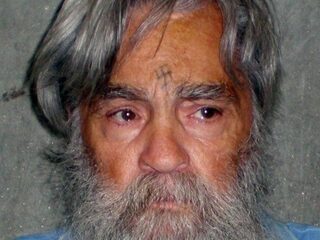 Sekteleider en moordenaar Charles Manson (83) overleden