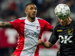 Emmen gedegradeerd uit eredivisie, NAC wint na penalty's