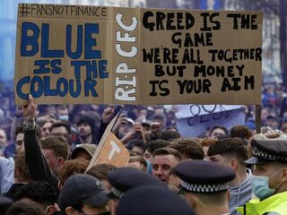 Clubs overwegen exit Super League: 'Chaos nu compleet'