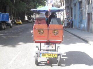 Cuba lonkt naar dollars en vrije markt