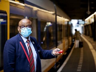 'De tweede golf komt, en de derde ook'