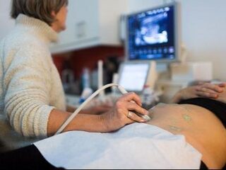 GroenLinks en PvdA: 'Stel abortuspil beschikbaar bij huisarts'