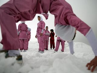 Jonge Afghanen gebruiken hun camera als wapen