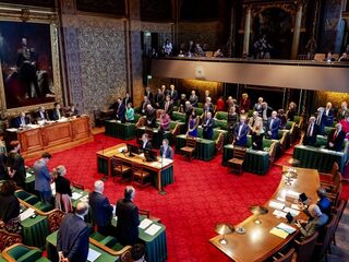 Podcast De Dag: hoe krijg je een nieuwe Eerste Kamer op de rails?