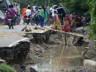 Rode Kruis vraagt om hulp met intekenen satellietbeelden na overstromingen Azië