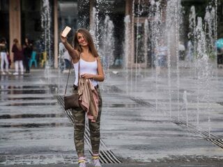 'Nederlanders zijn ongemanierde holbewoners, volgens de Fransen'