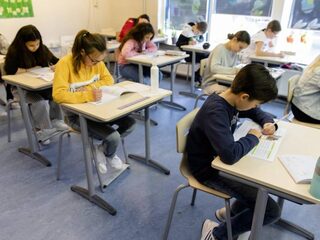 Verkeerd schooladvies duizenden achtstegroepers door fout in eindtoetsen