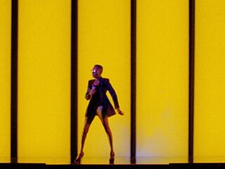 De mens achter popicoon Grace Jones in documentaire Bloodlight and Bami