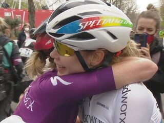 Wereldkampioenen Van der Breggen en Alaphilippe winnen Waalse Pijl