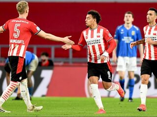 Invallers van naam helpen PSV voorbij Vitesse