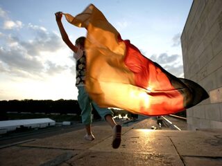 Duitsers zijn gek op onze taal, maar die liefde lijkt niet wederzijds: 'In Nederland staat de Duitse taal onder druk'