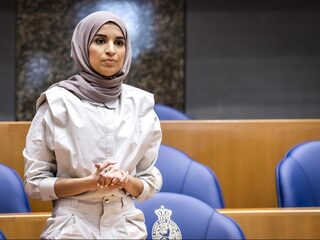 Onbegrip over maidenspeech Bouchallikht: 'Heb niet ervaren wat zij zegt te hebben beleefd'