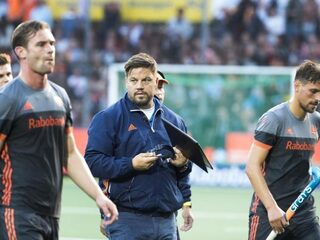 'Hockeyers, ram eens een kleedkamer kapot'