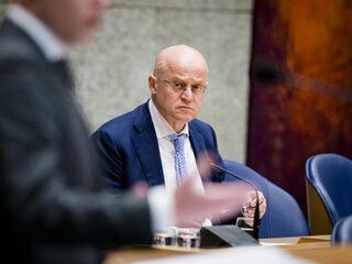 Stand.nl: Het is goed dat wederzijdse instemming met seks wettelijk geregeld wordt