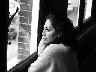 Nazmiye Oral spreekt haar moeder