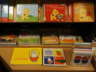 'Moeten we onze kinderen niet juist een beetje wakker schudden in de nationale voorleesweek?'