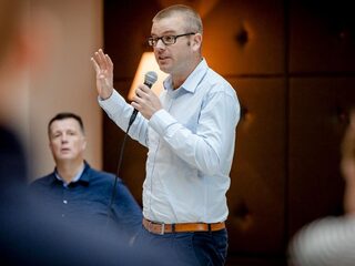 Persconferentie Rutte: 'Het nieuws is te belangrijk om te speculeren'