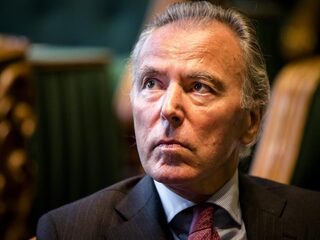 Elco Brinkman aan kabinet: Kom uit die achterkamertjes