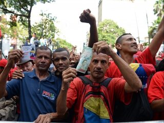 Een nieuwe munt bij hyperinflatie: is dat slim?