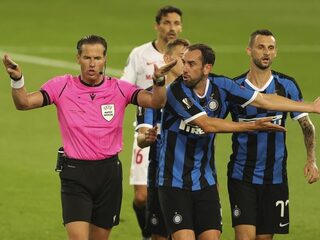 Scheidsrechter Danny Makkelie trots na Europa League-finale