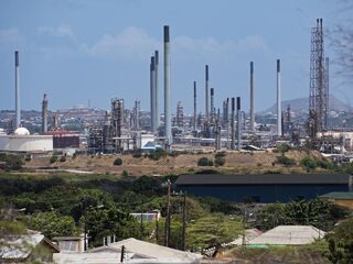 Gaat de Isla-raffinaderij van Curaçao ooit nog open?