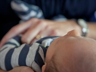 Kunnen twee mannen in de toekomst samen kinderen krijgen?