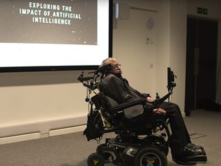 TrendingVandaag: Stephen Hawking vreest kunstmatige intelligentie