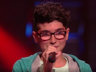 'Op televisie brengen van Syrisch jongetje The Voice Kids is effectbejag'