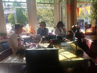 Willem-Alexander is bijna ‘te gewoon’