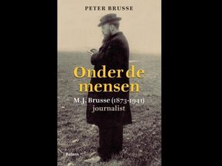 In de Boekenrubriek: 'Onder de mensen' van Peter Brusse