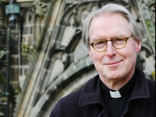 Bisschop blaast roze viering in Den Bosch af