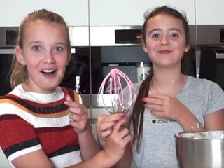 Je kind beroemd op social media: wat nu?