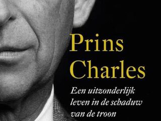 Biografie 'saaie piet' Prins Charles uiterst leesbaar