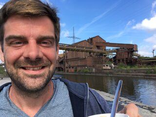 Deze kunstenaar is vastbesloten om het imago van Charleroi te verbeteren