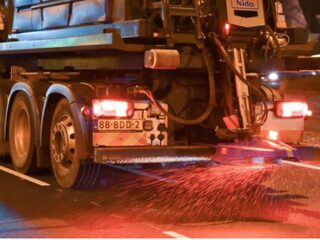 KNMI waarschuwt voor gladheid door ijzel en natte sneeuw