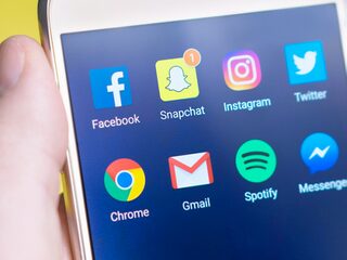 Social media in 2017: 'Facebook maakt asociaal' en andere opvallende zaken