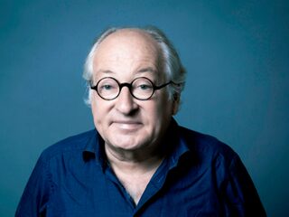 Lachend het jaar uit met Youp van 't Hek