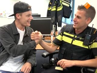 Politievloggers schenden privacy: 'Geen intentie om mensen aan de schandpaal te nagelen'