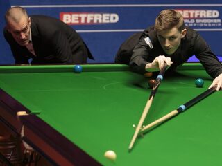 Precies een jaar na de 'grootste schok in de snookersport aller tijden'