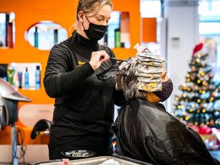 Meeste contactberoepen vanaf volgende week weer aan de slag