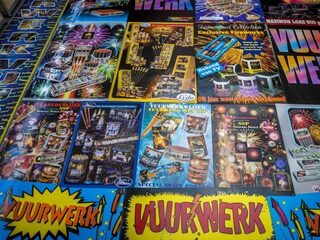 Burgemeesters willen verbod op zware knallers, siervuurwerk moet kunnen