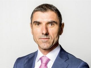 Blokhuis: Minder regels in de zorg is noodzakelijk