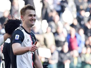 'Het is goed dat je de taal leert, fantastisch gedaan jongen': over Matthijs de Ligt